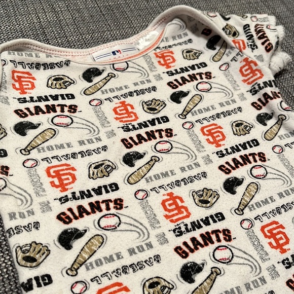 Team Athletics San Francisco Giants Onesies - Picture 3 of 4